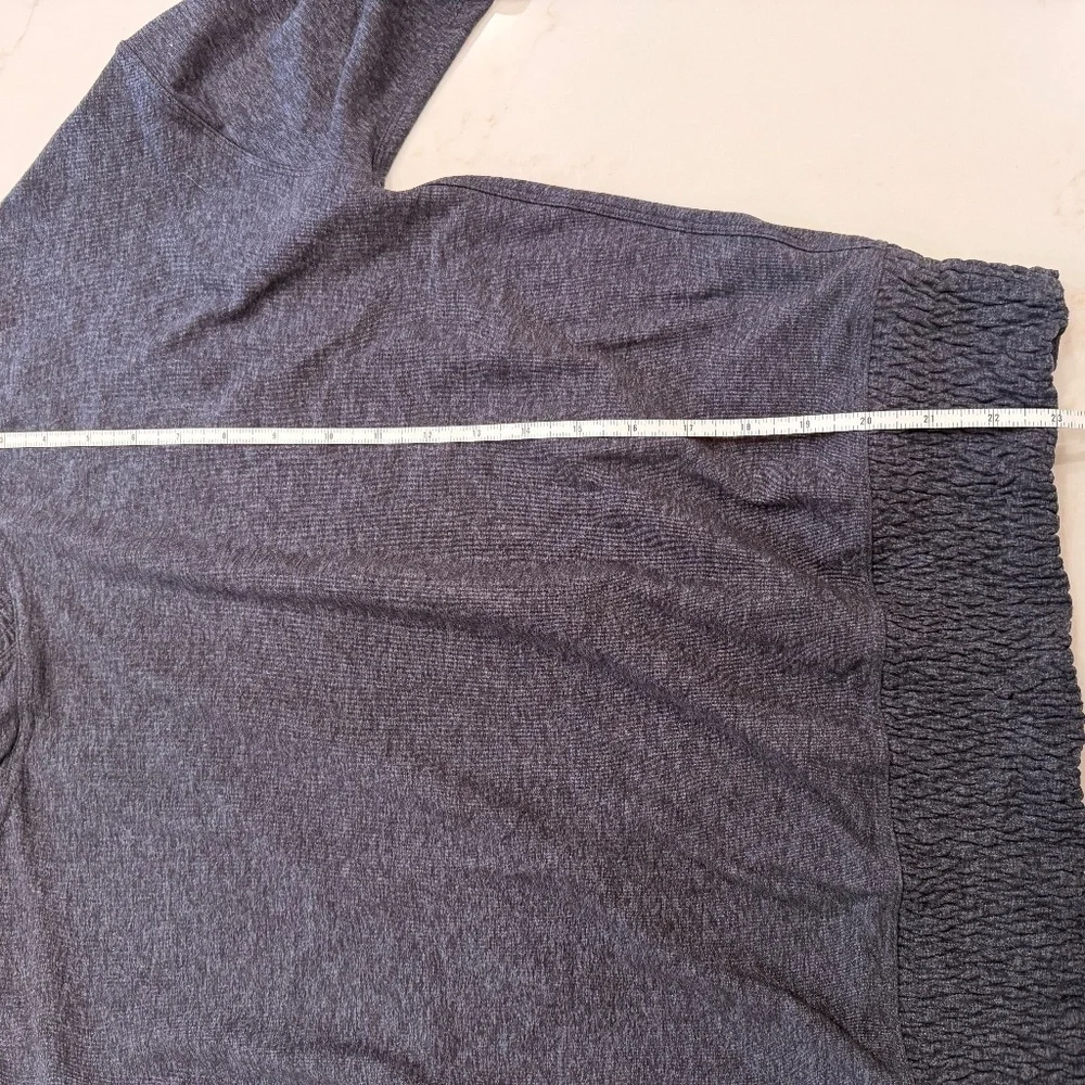 Lululemon Women’s Gray Heather Hooded Long Sleeve Top Ruched Hem Thumbholes